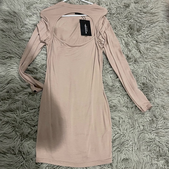 NWT PRETTY LITTLE THING DRESS - Picture 2 of 3